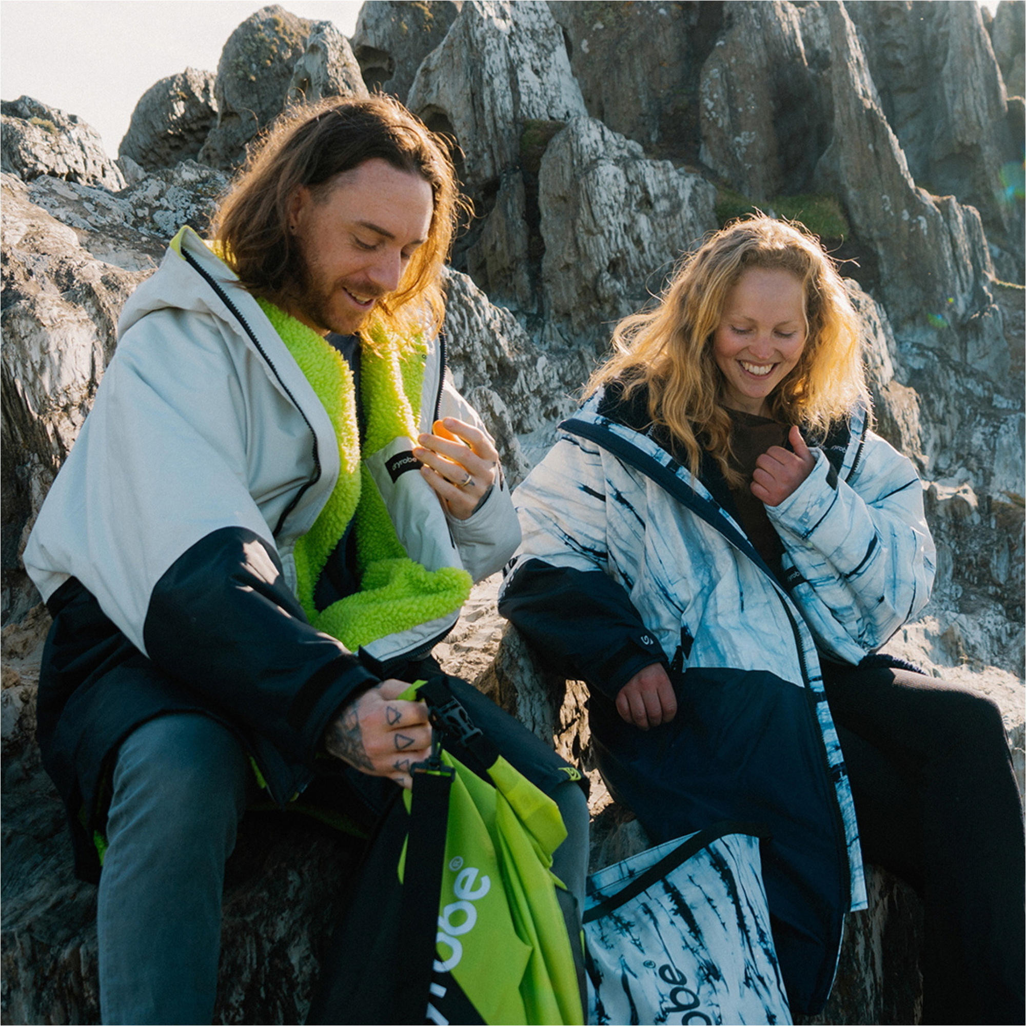 2026 Dryrobe Compression Bag COMPRESSIONBAG - Black / Lime
